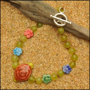 Olivine Jade with Peruvian Flowers Bracelet